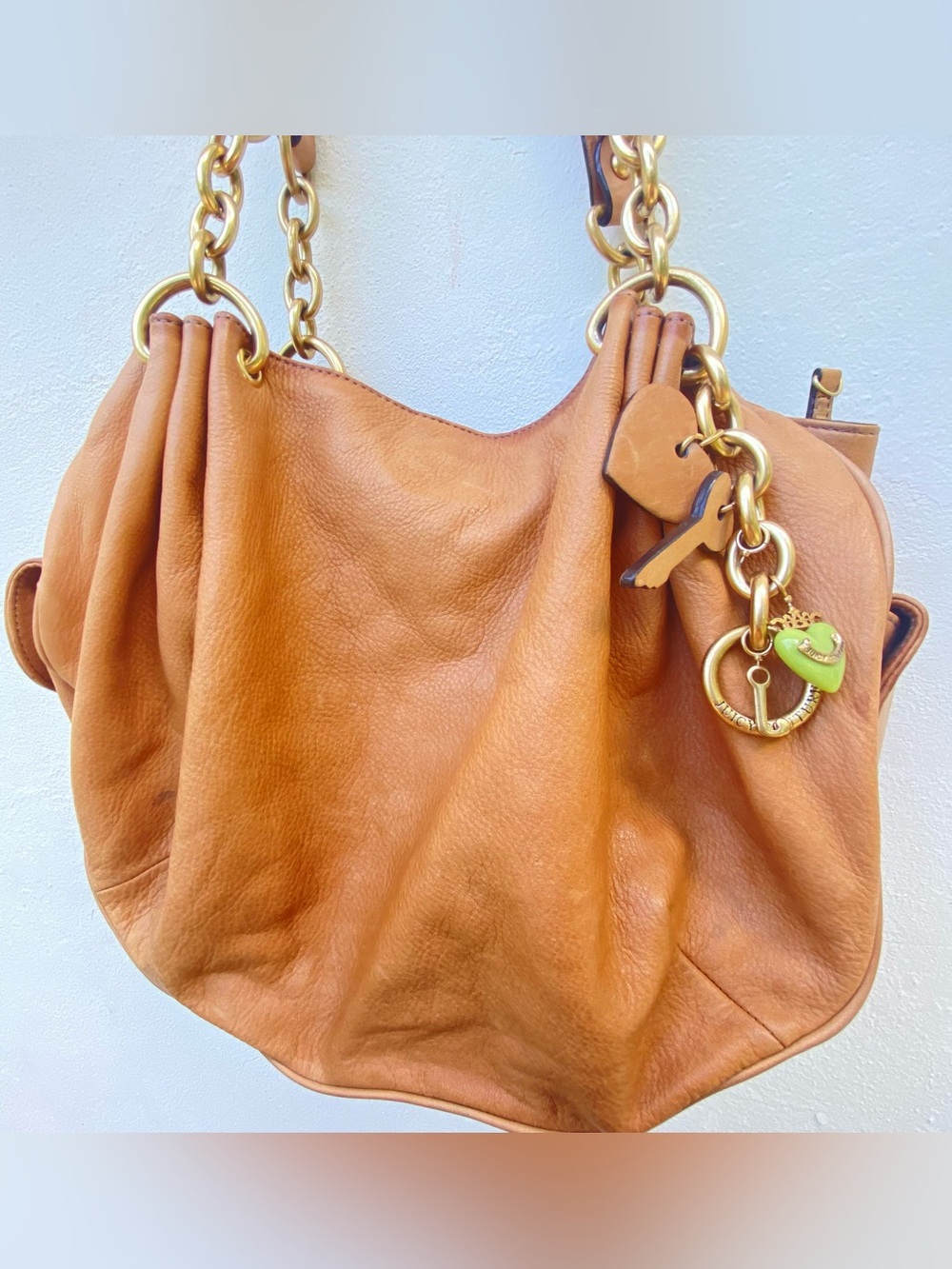 Y2K Juicy Couture Tan Genuine Leather & Gold Hardware Shoulder Bag - Picture 2 of 12